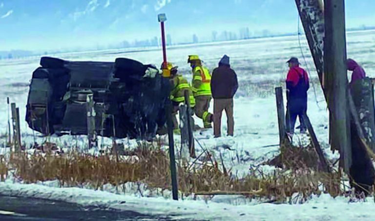 CRASH CAUSES POWER OUTAGE